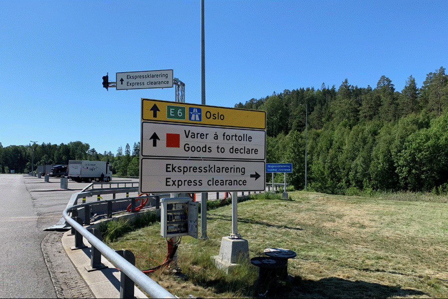 Skilt som viser Ekspressklarering ved Svinesund